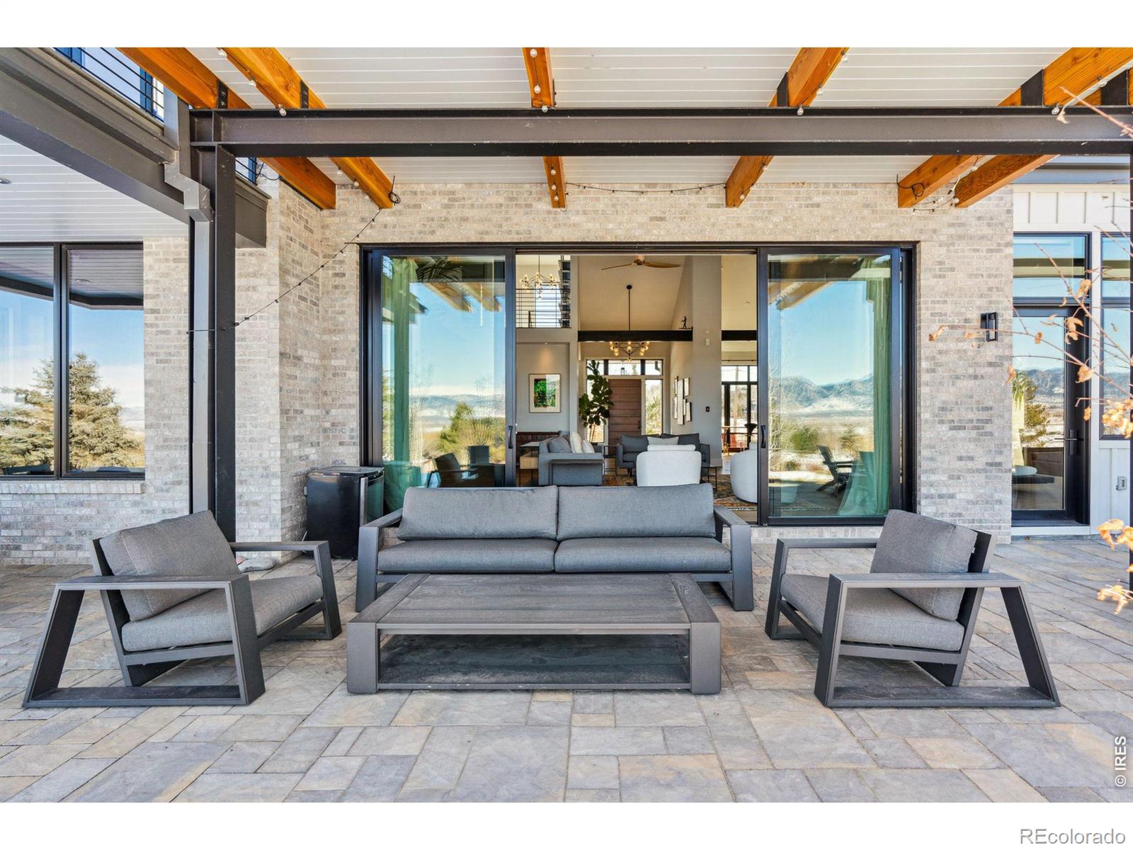 635 Paragon Drive