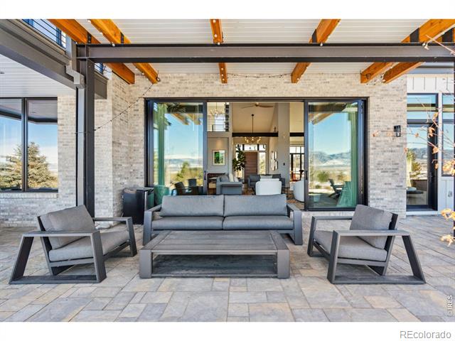 635 Paragon Drive