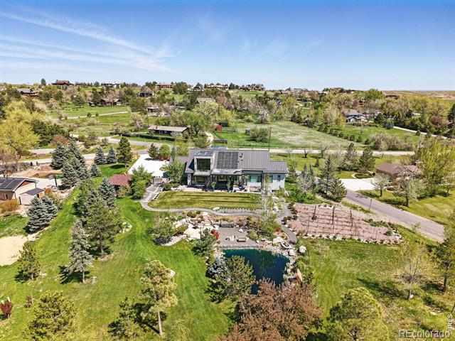 635 Paragon Drive