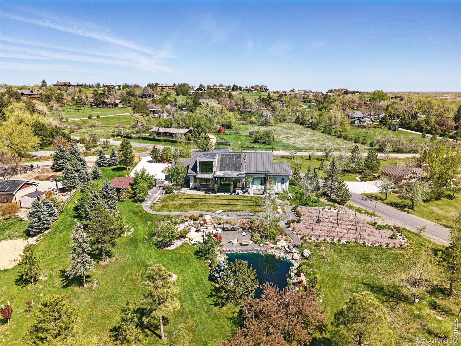 635 Paragon Drive