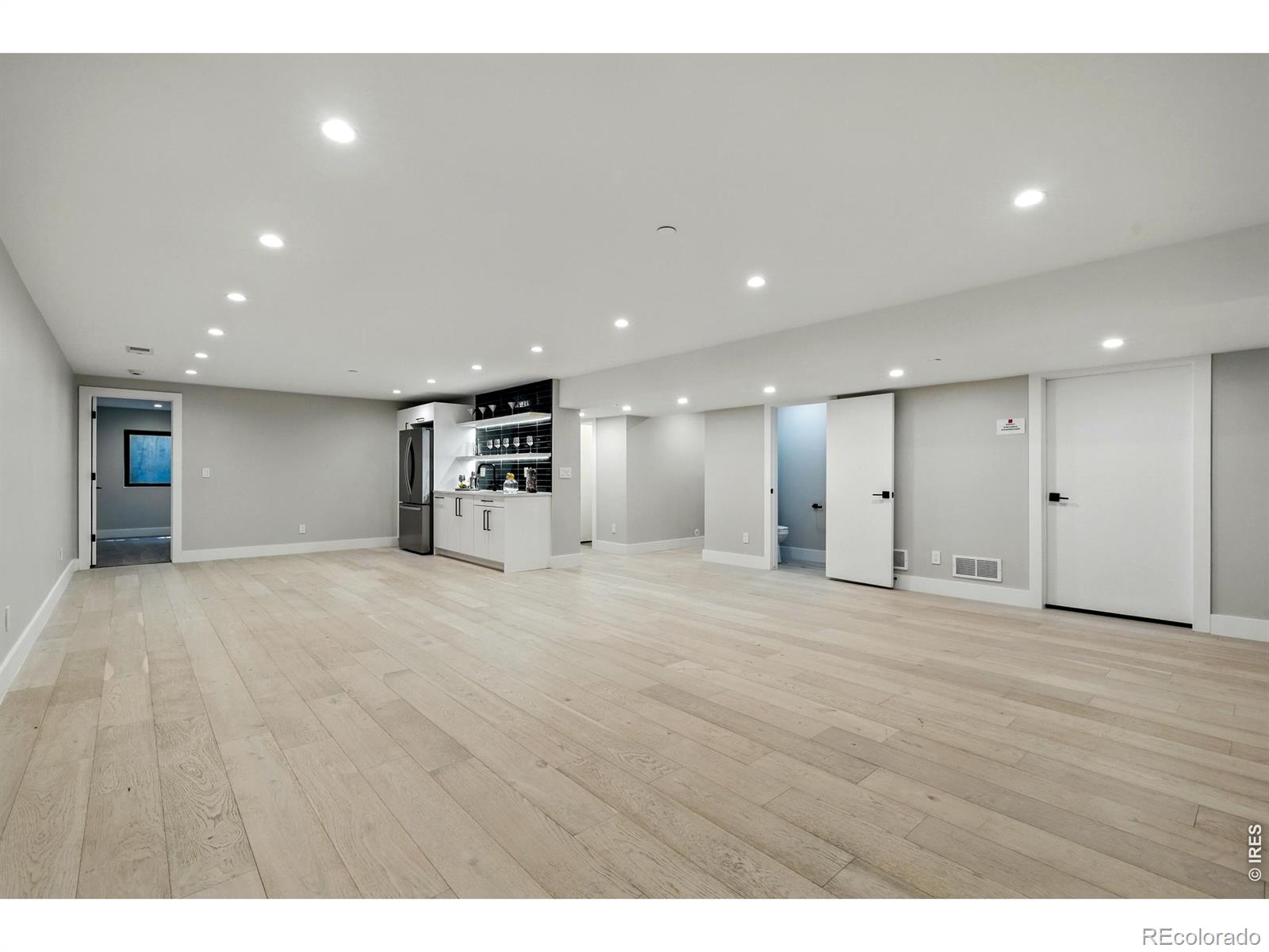 2860 Table Mesa Drive