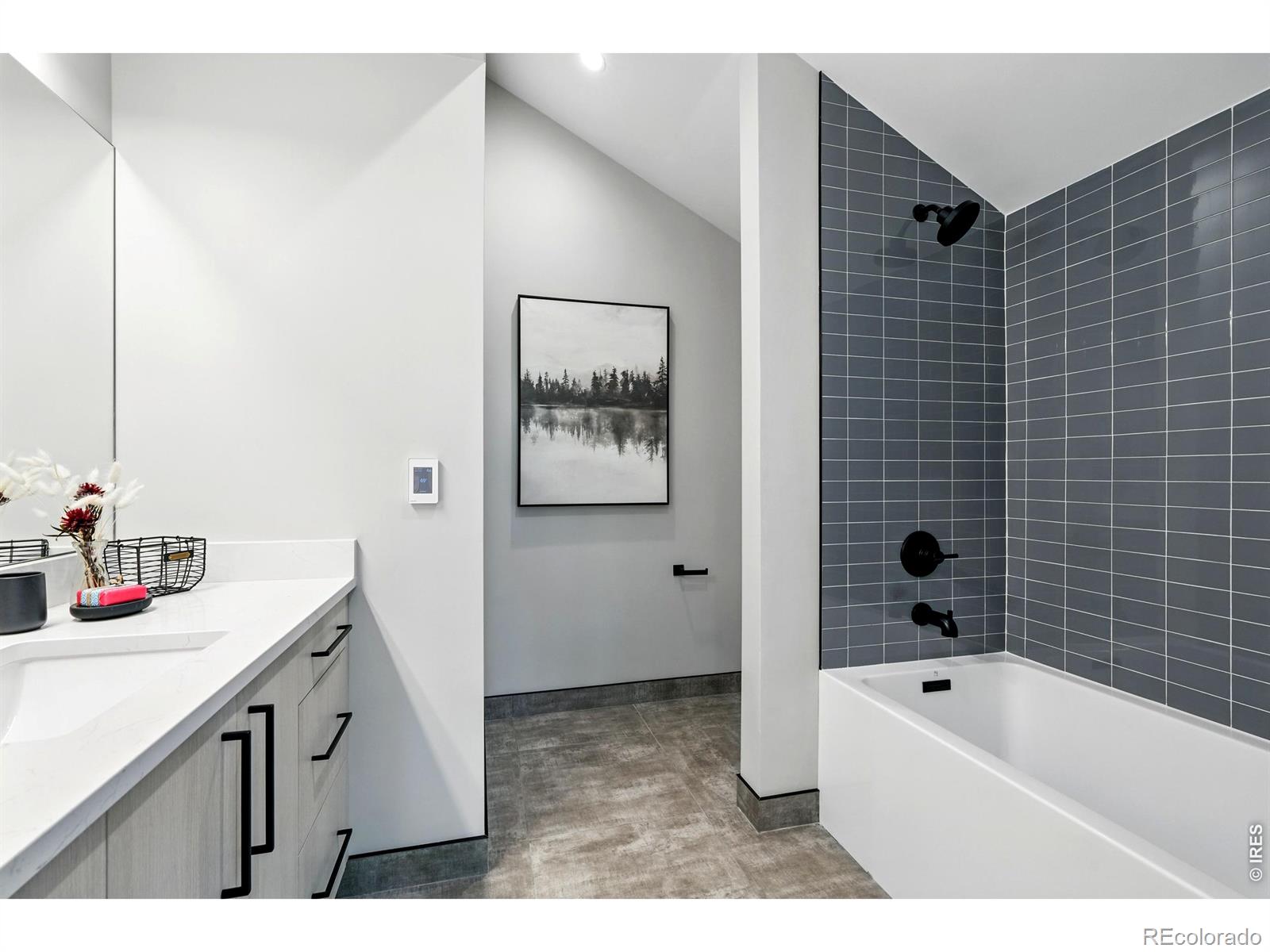 2860 Table Mesa Drive