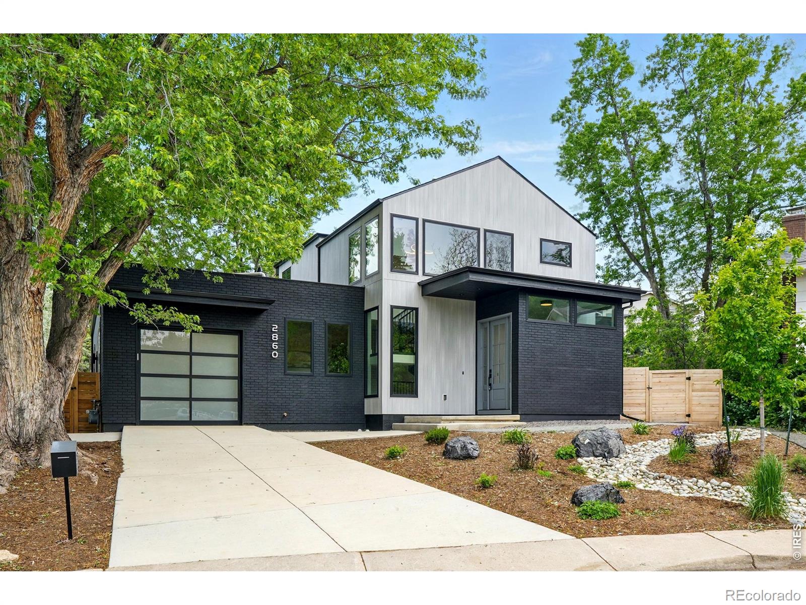 2860 Table Mesa Drive