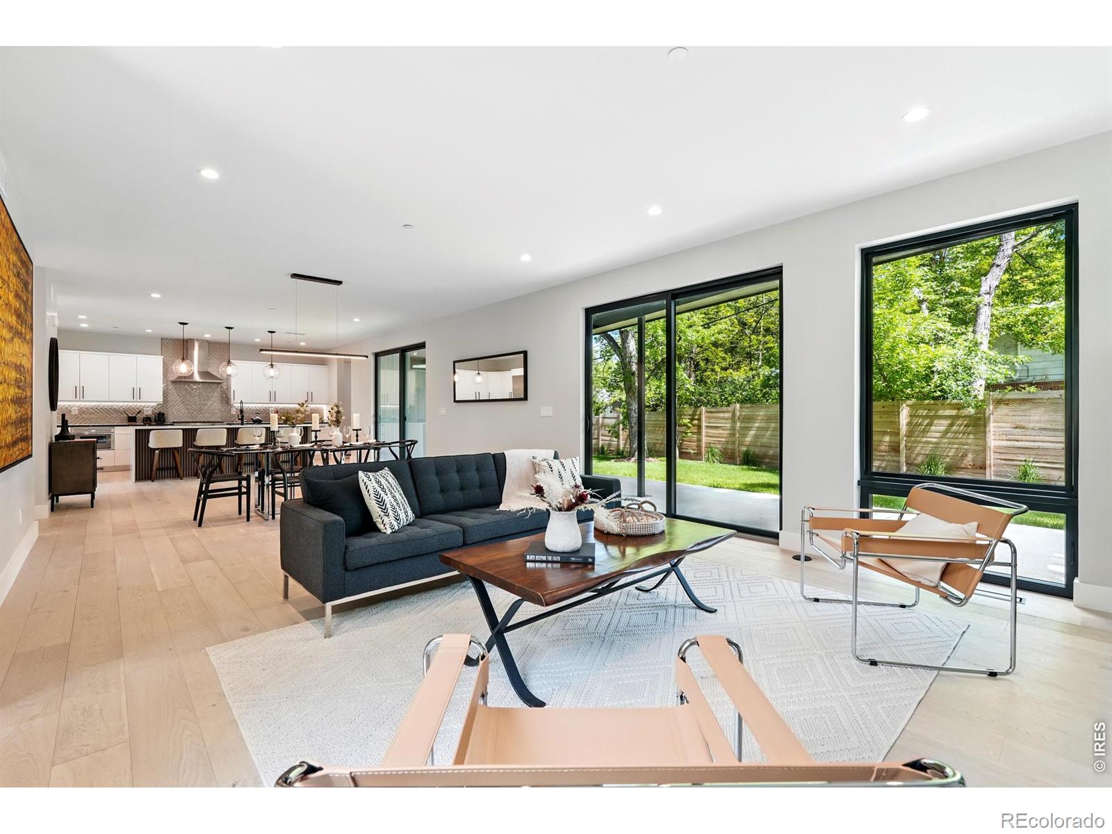 2860 Table Mesa Drive