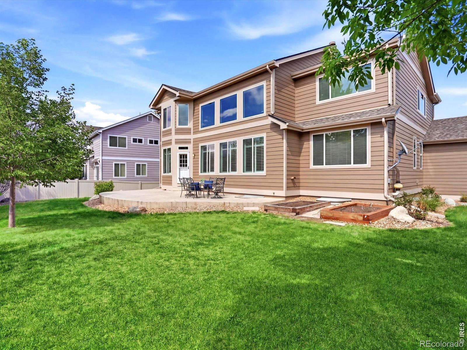 1633 Hallet Peak Drive