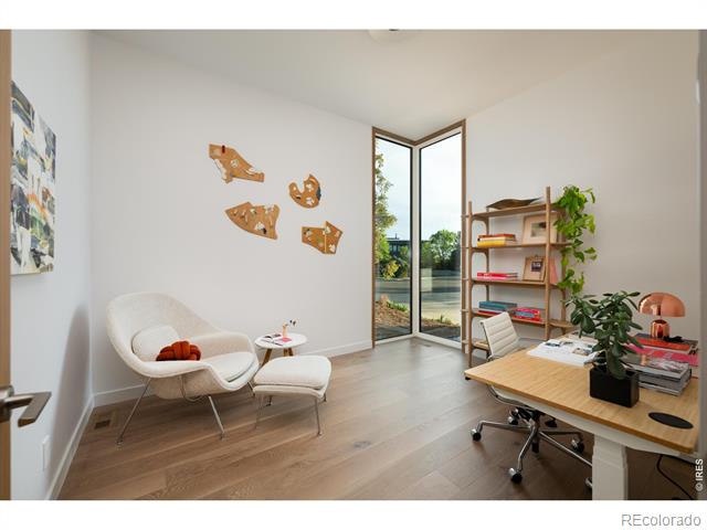 1750 Sunset Boulevard