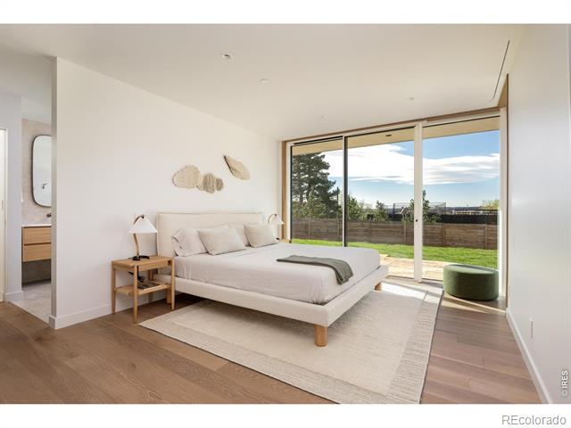 1750 Sunset Boulevard