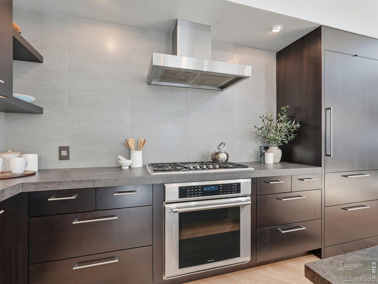 2336 Spruce Street Unit: 5