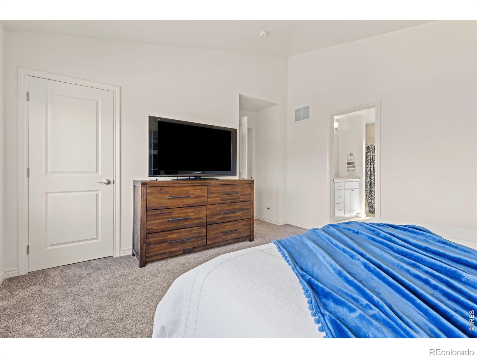 1324 Country Court
