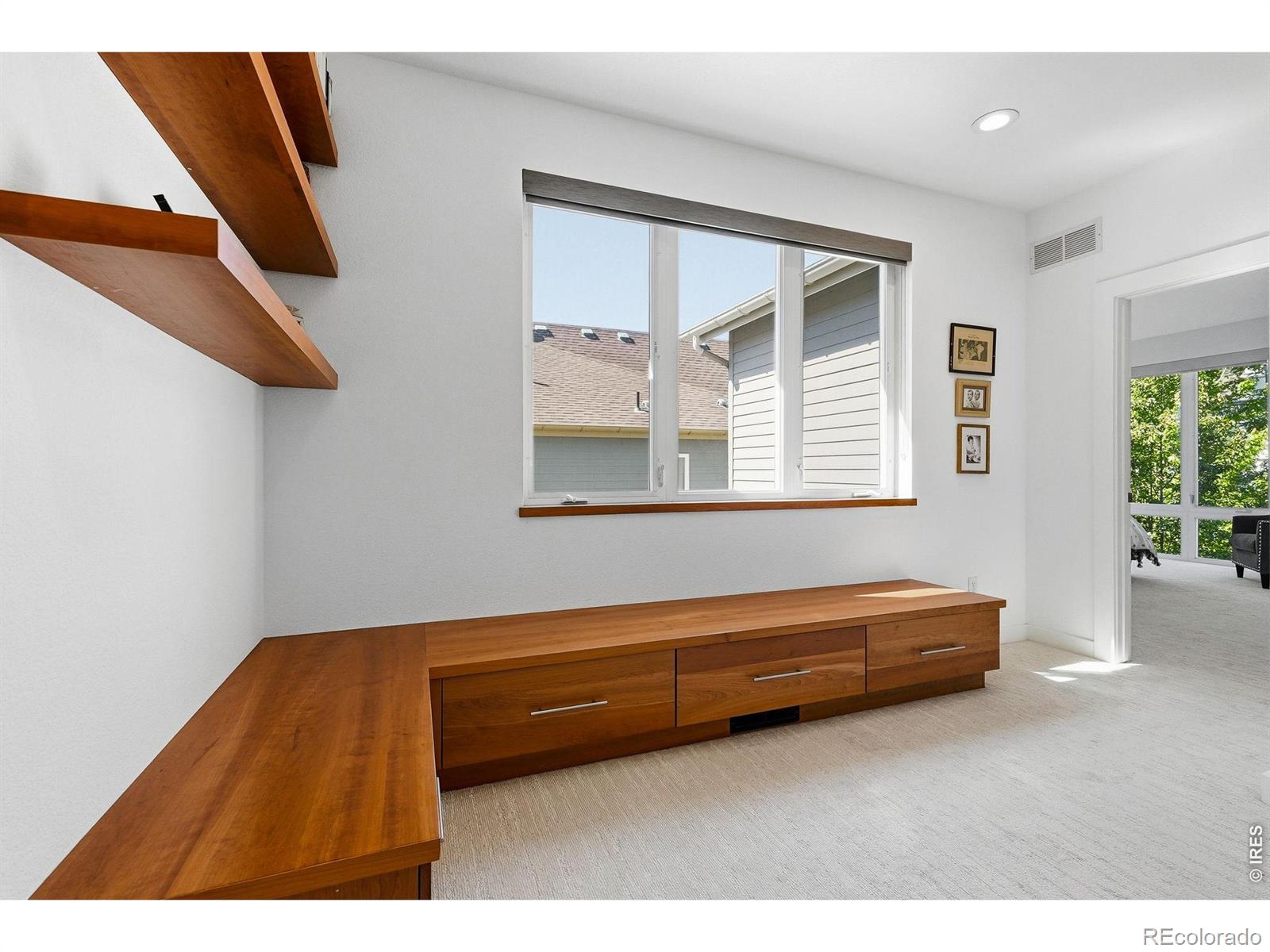 5236 5th Street