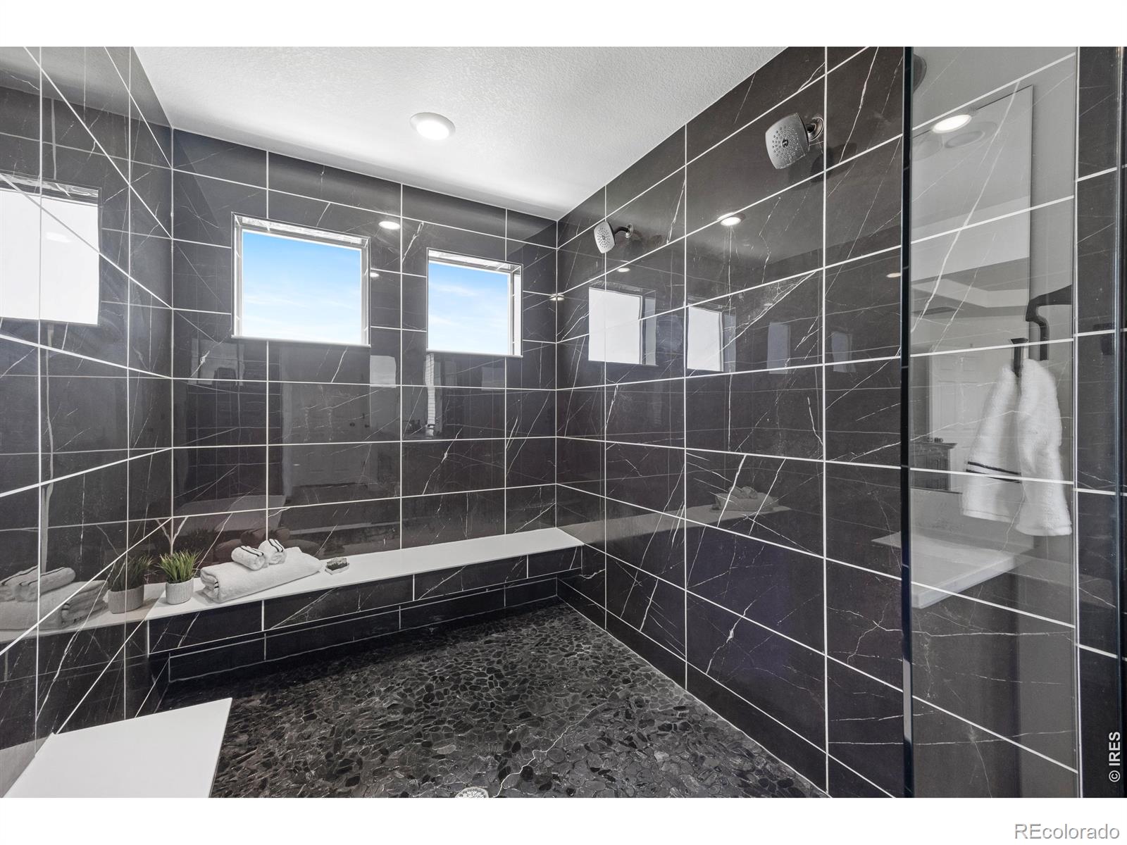 4372 Alderwood Drive