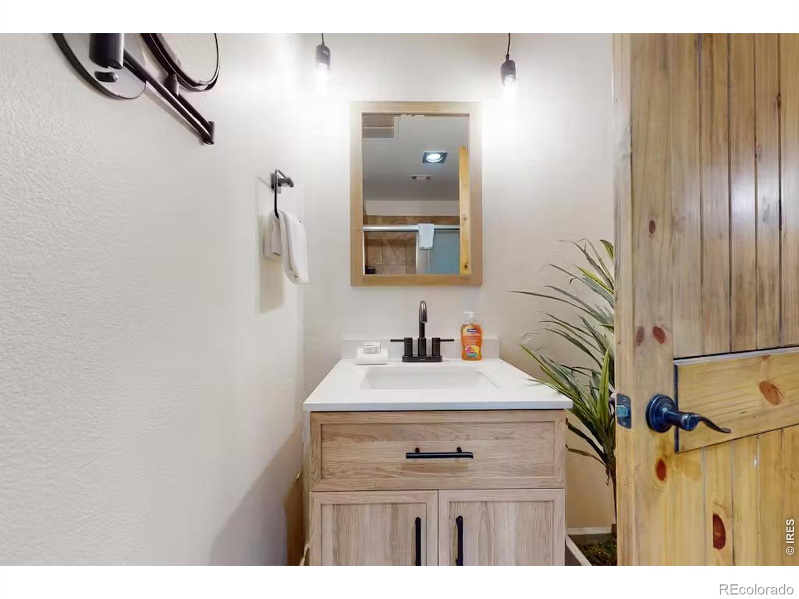 56 Uneva Place Unit: 105