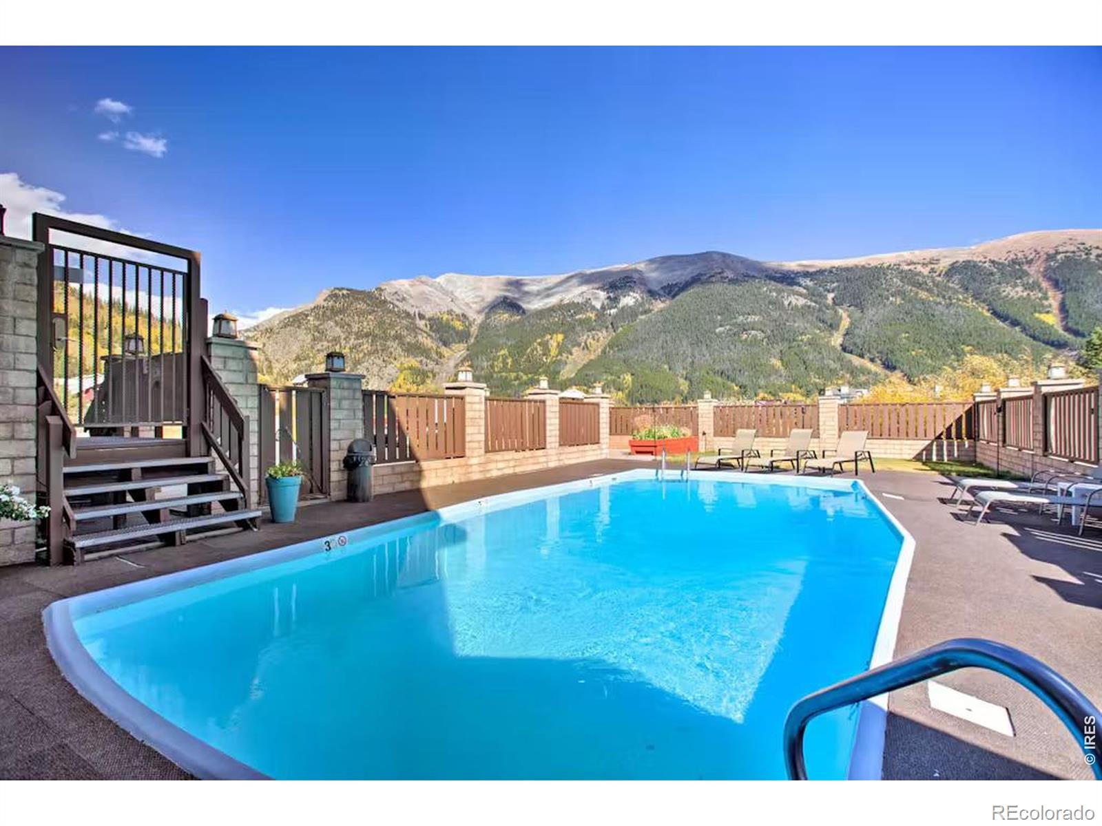 56 Uneva Place Unit: 105