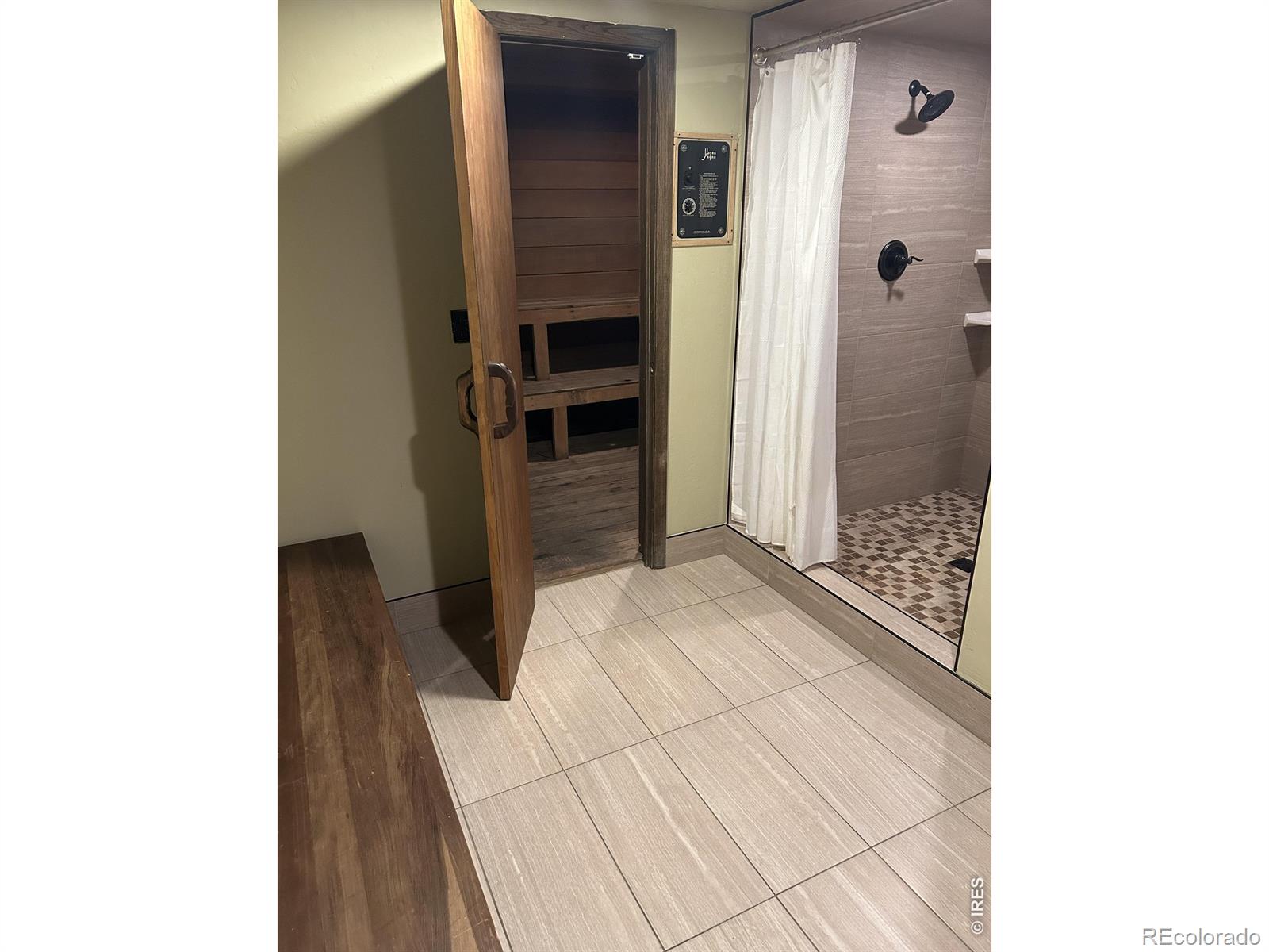 56 Uneva Place Unit: 105