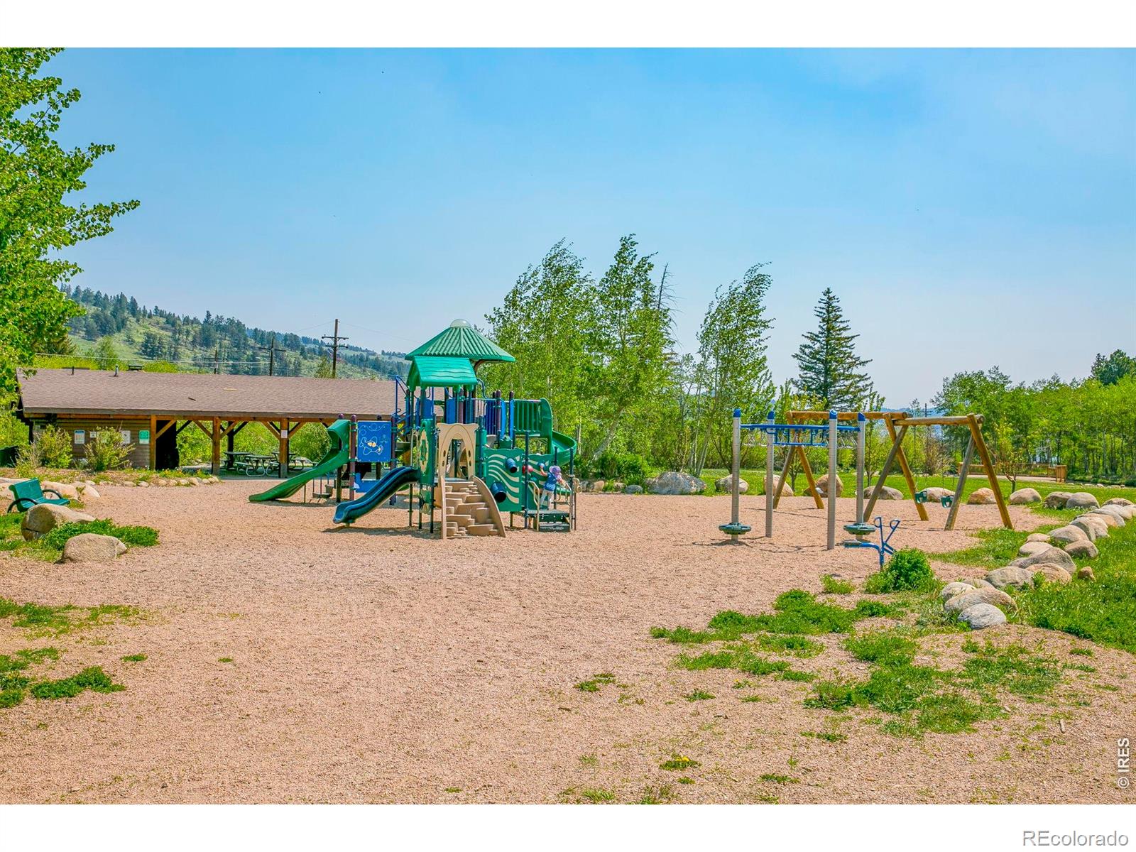 185 E 2nd Street