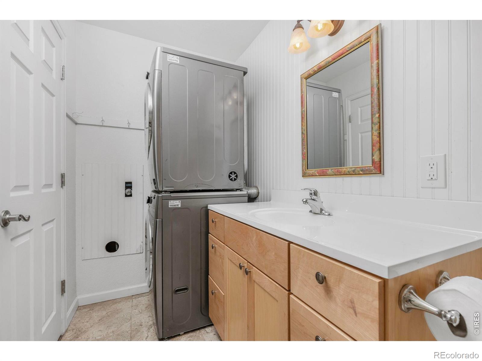 185 E 2nd Street