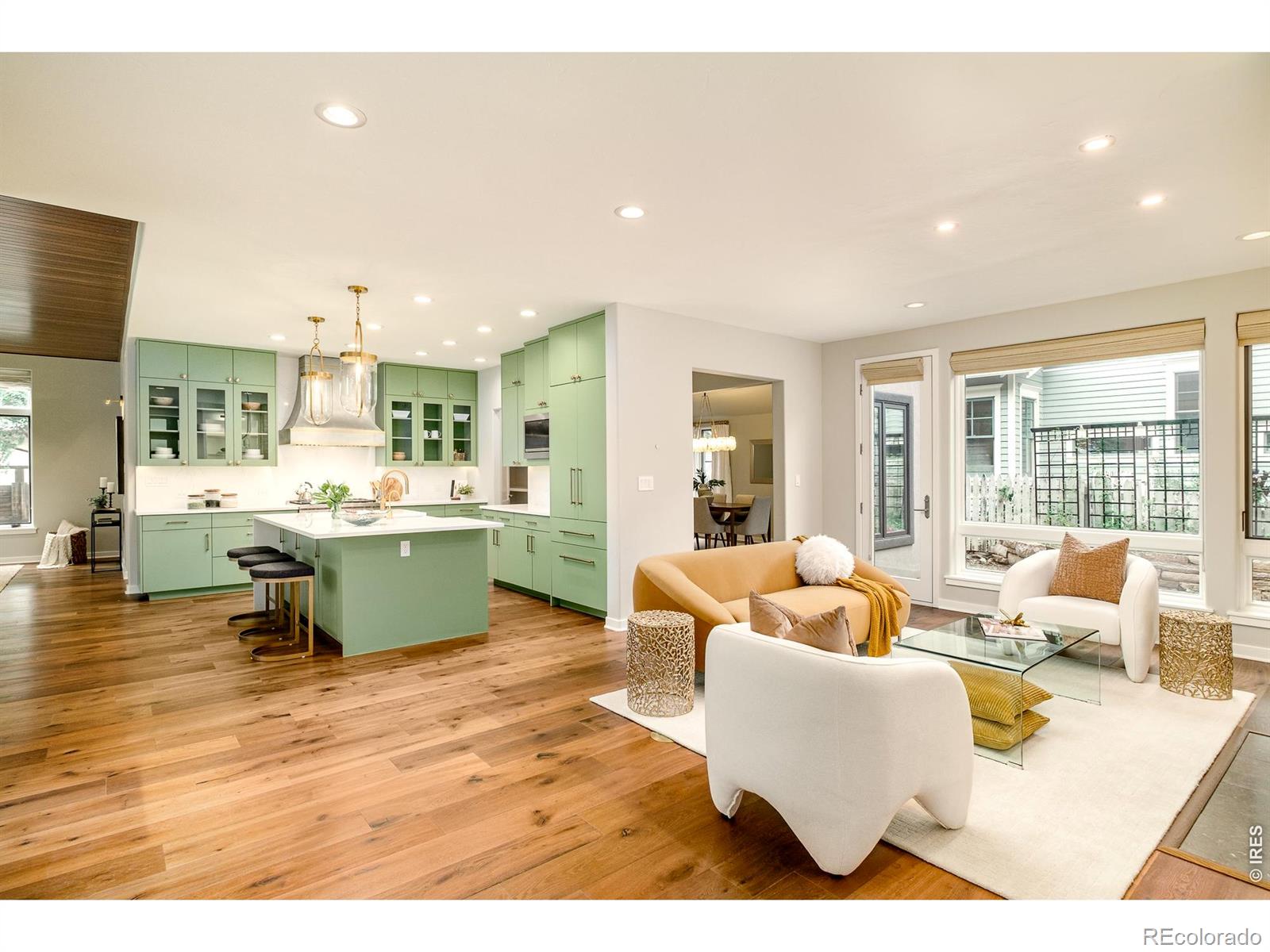 3007 10th Street