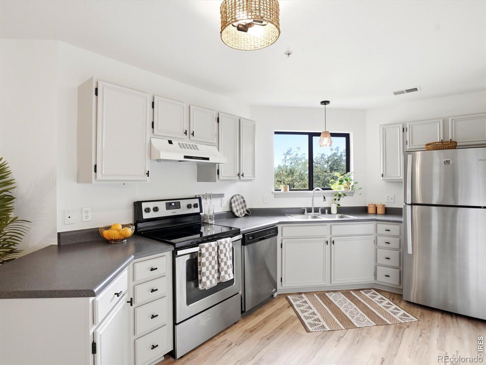 4945 Twin Lakes Road Unit: 46