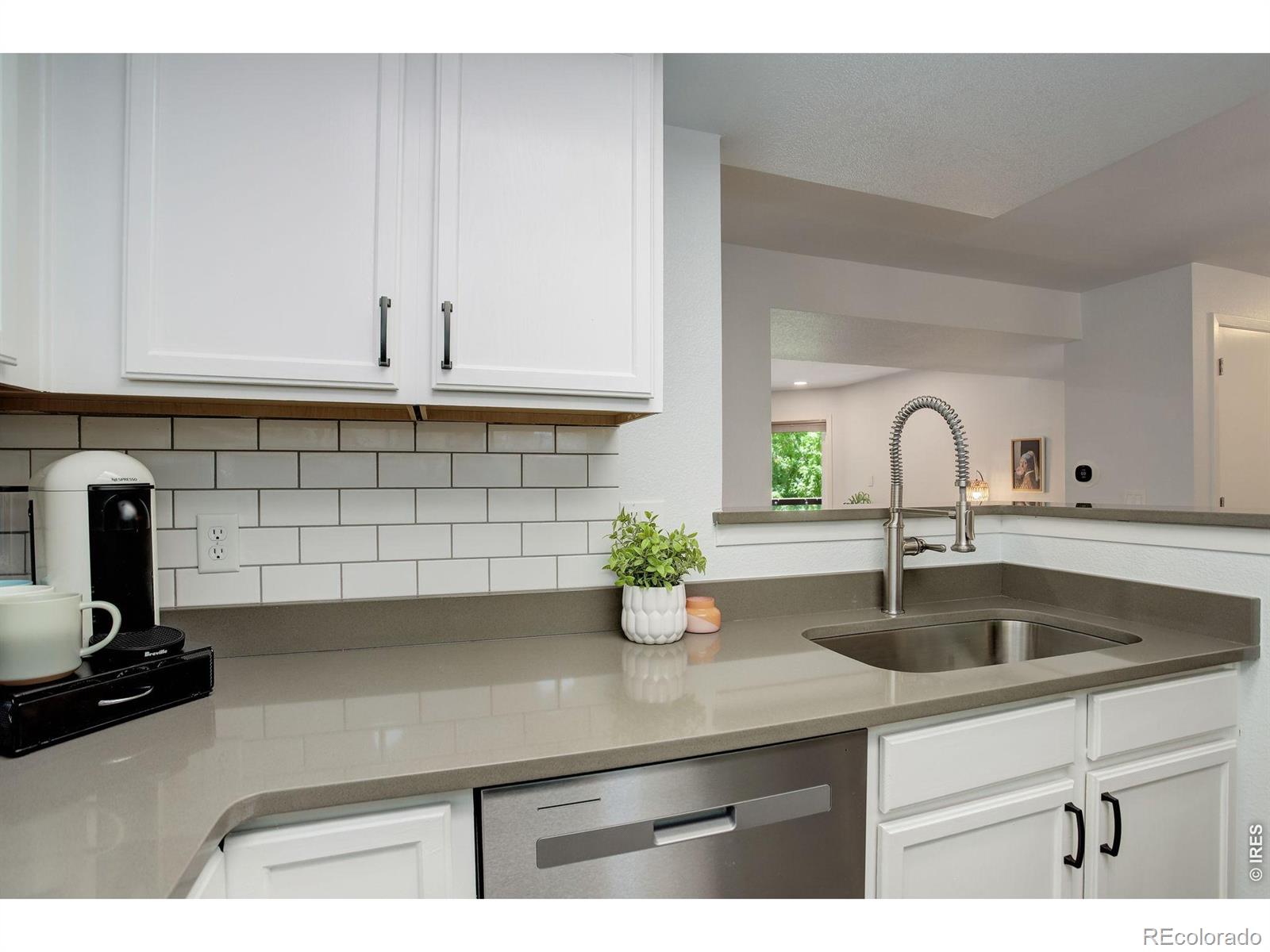 2802 Sundown Lane Unit: 210