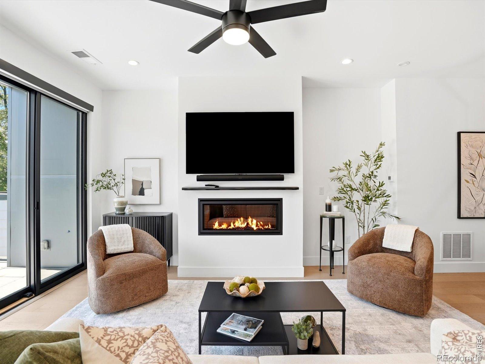 2473 Walnut Street