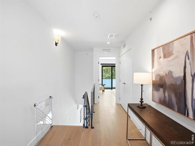 2473 Walnut Street