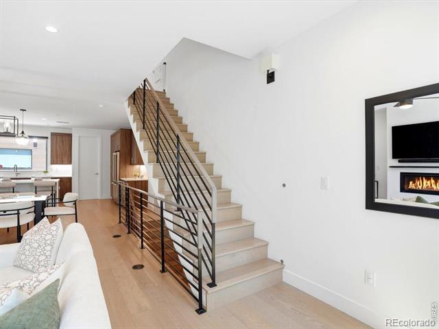 2473 Walnut Street
