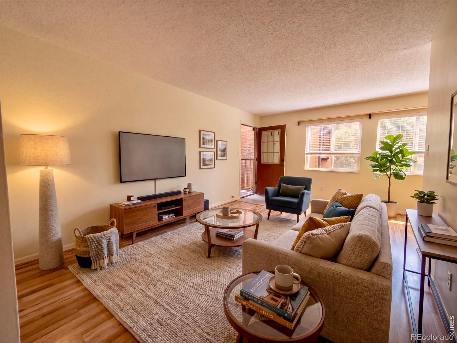 3303 Madison Avenue Unit: T209