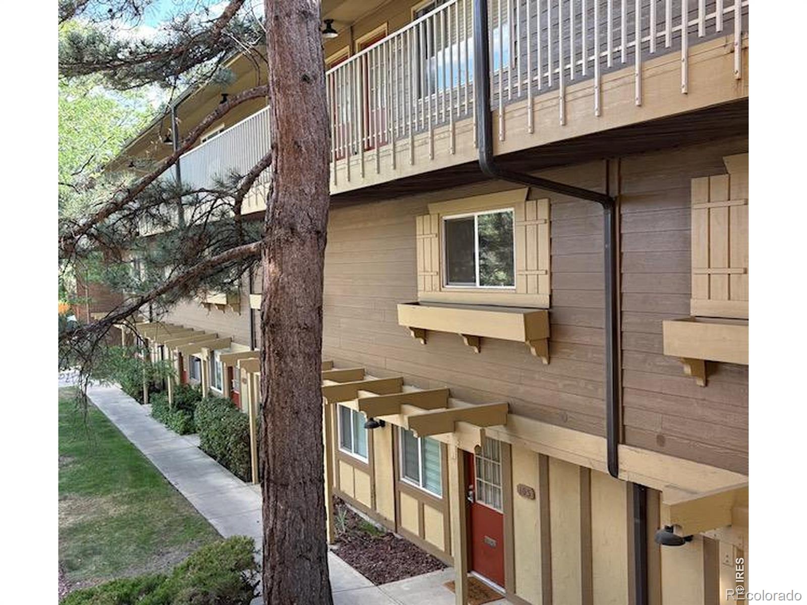 3303 Madison Avenue Unit: T209
