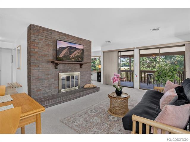 500 Manhattan Drive Unit: D10