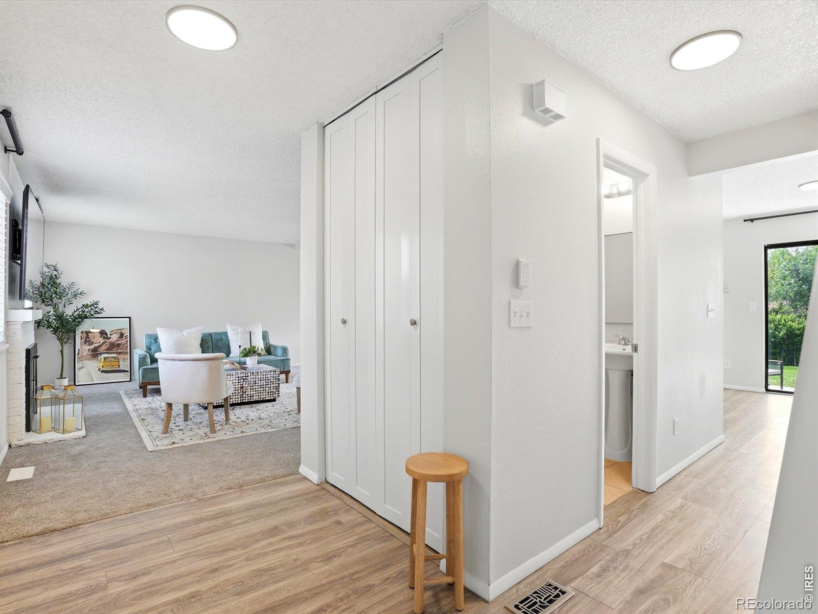 3118 W 134th Place