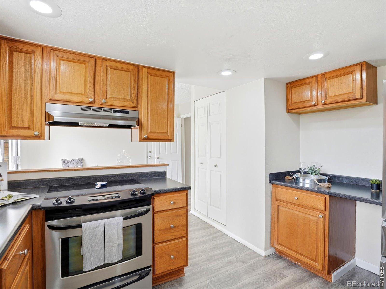 3118 W 134th Place
