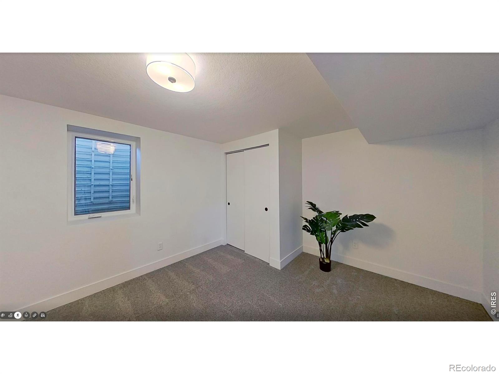 4483 Sandpiper Circle