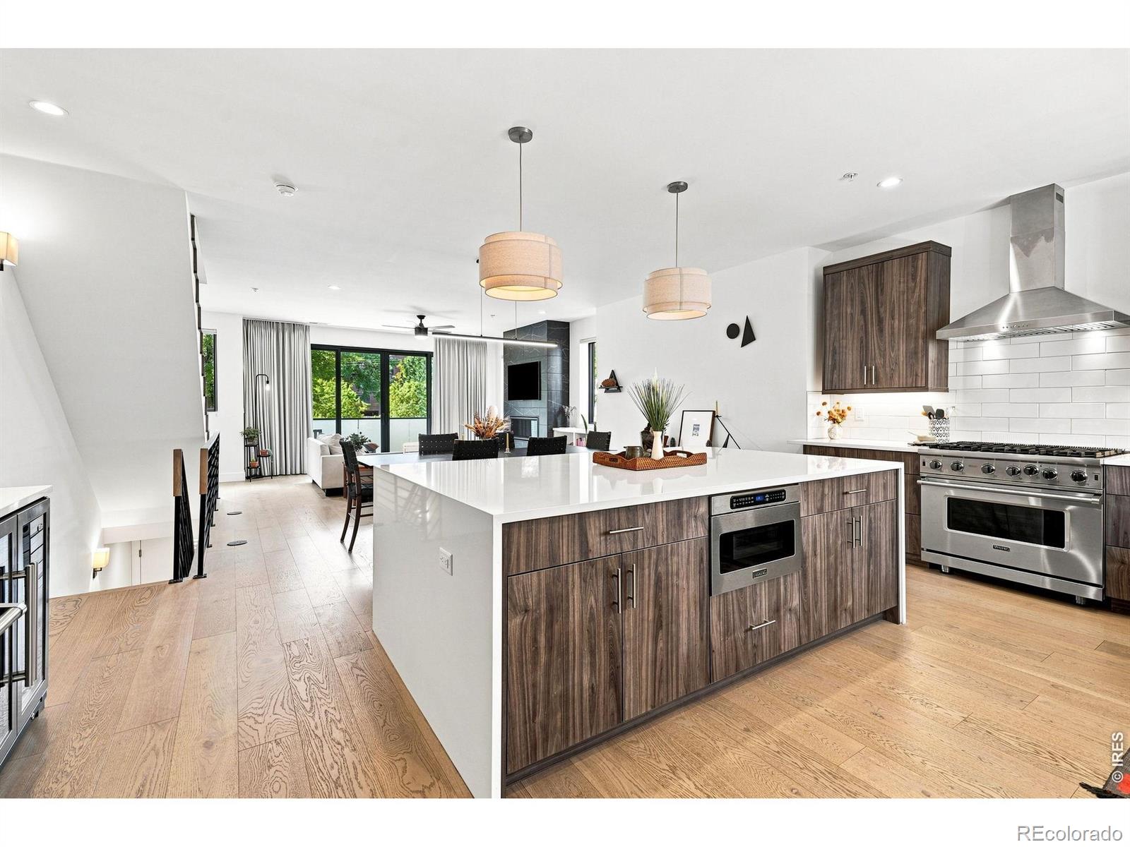 2467 Walnut Street