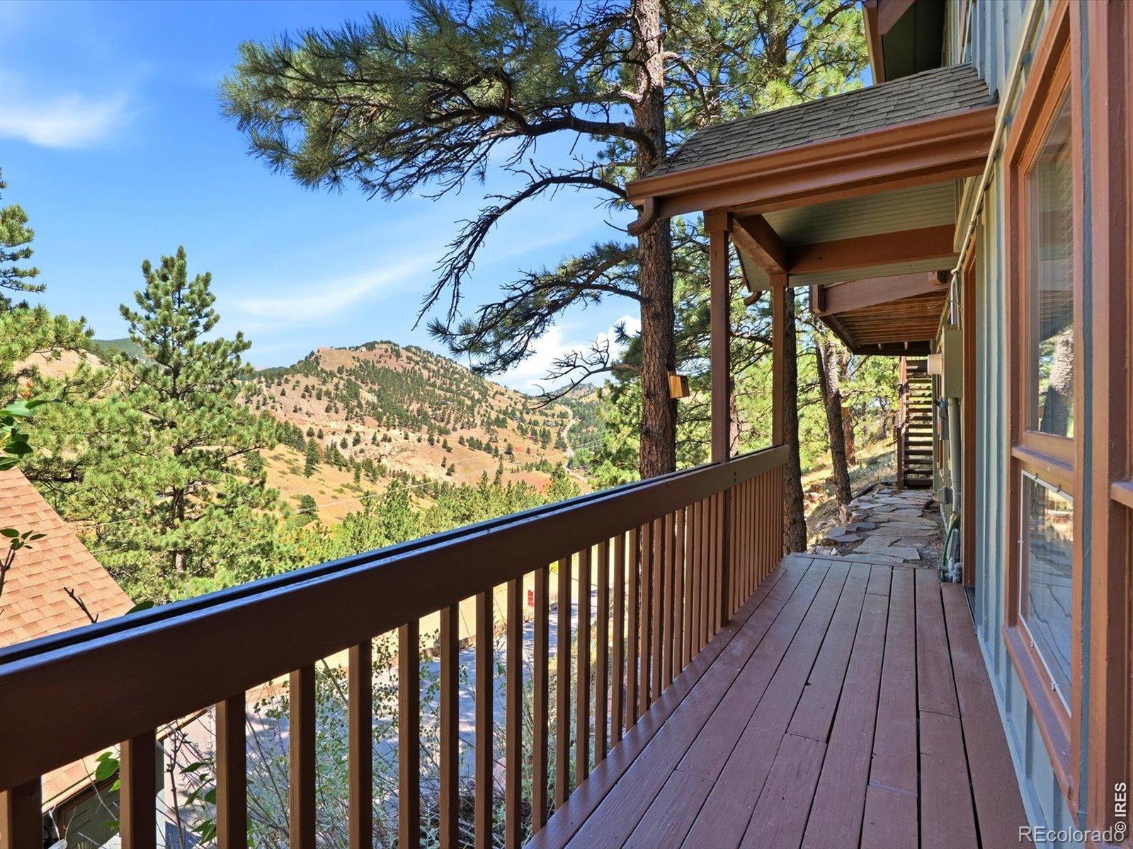 36 Ridge Drive