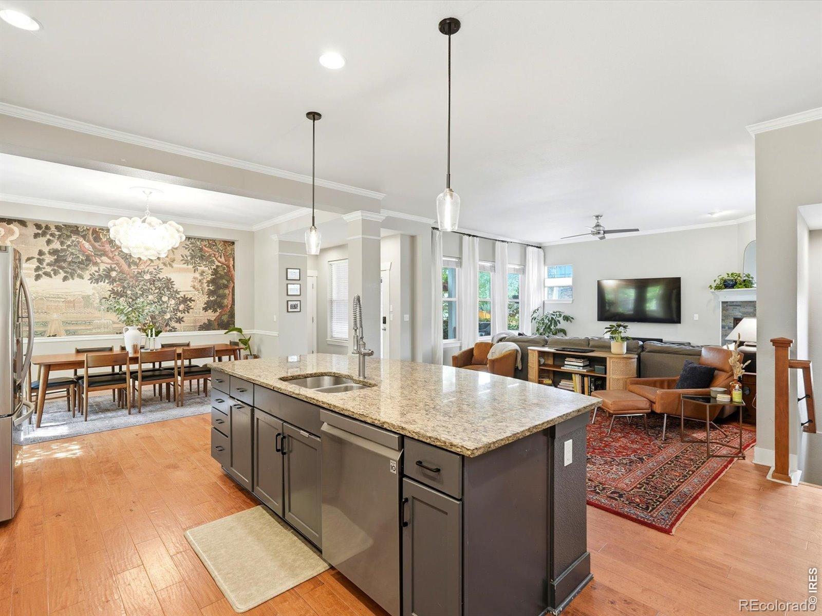 829 Uinta Way