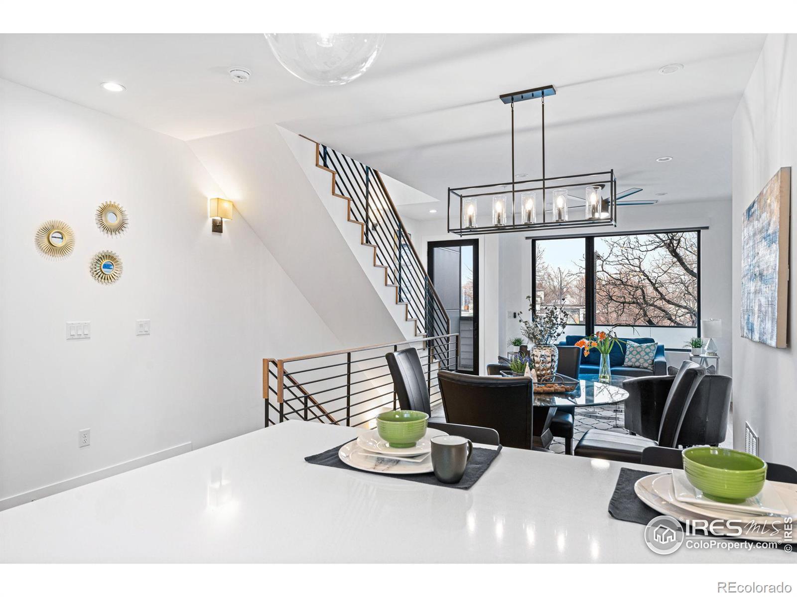 2465 Walnut Street Unit: 8