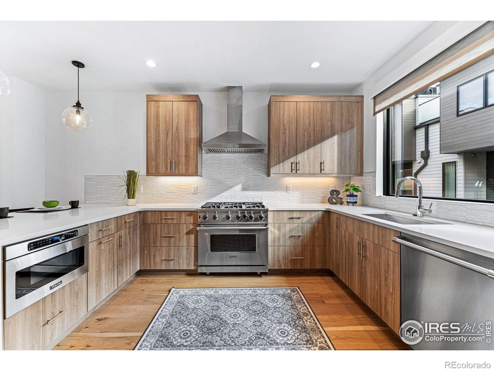 2465 Walnut Street Unit: 8