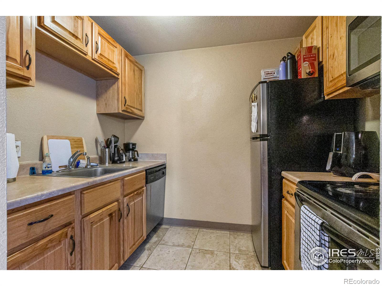 3009 Madison Avenue Unit: 203