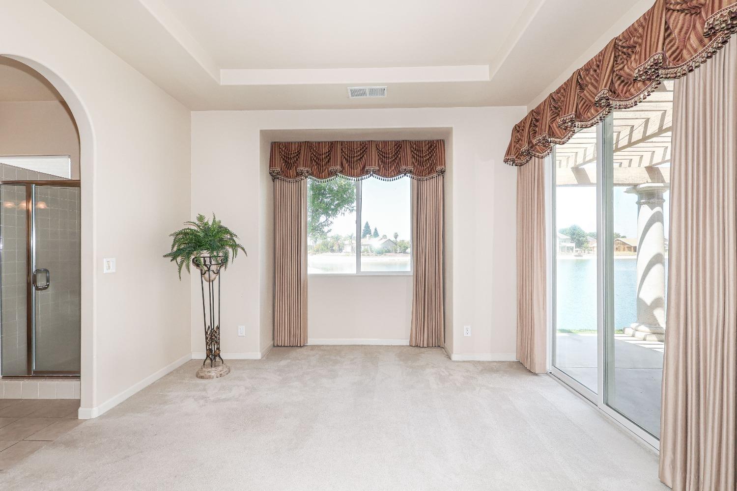 8455 Lake Shore Drive