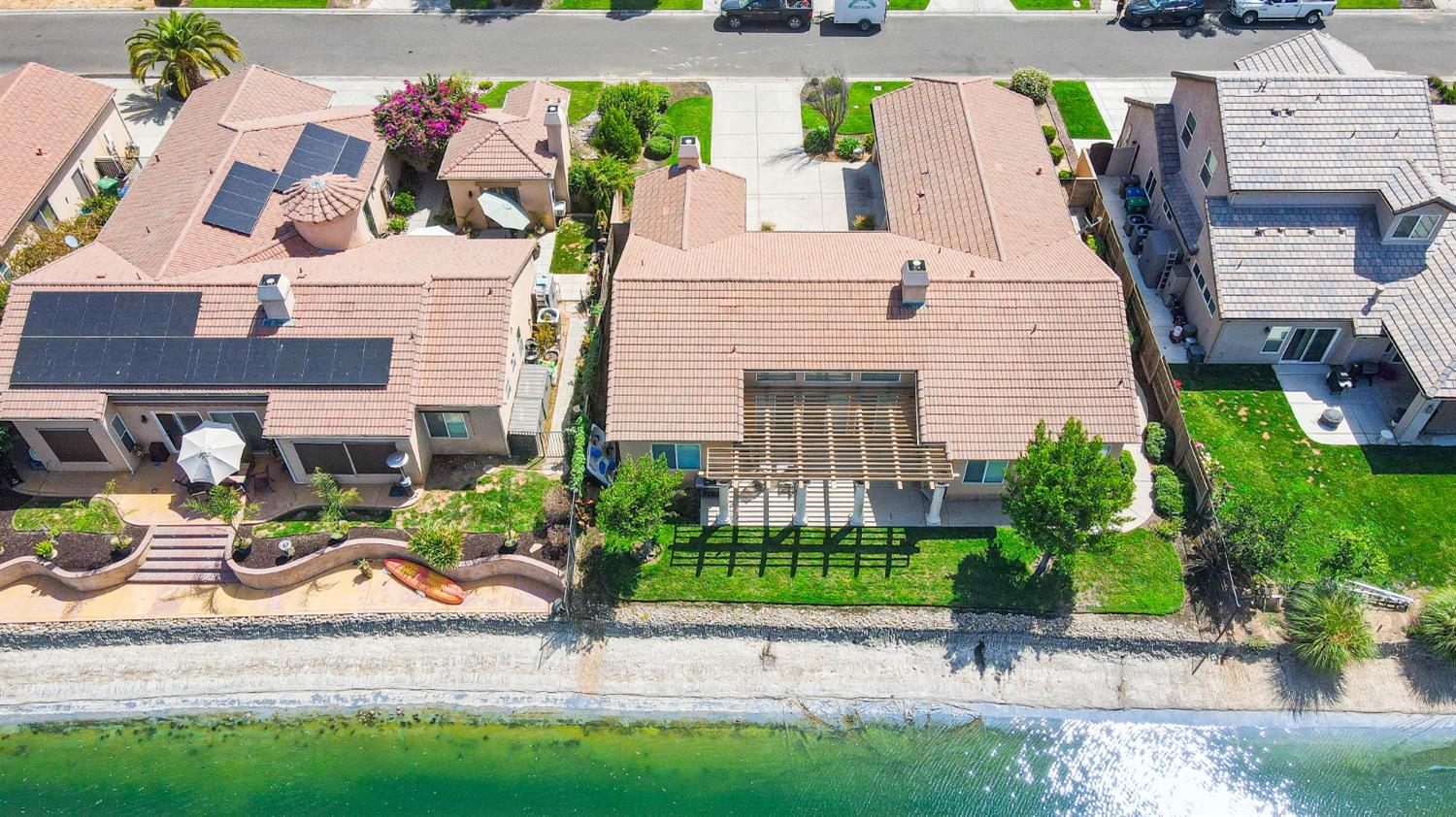 8455 Lake Shore Drive