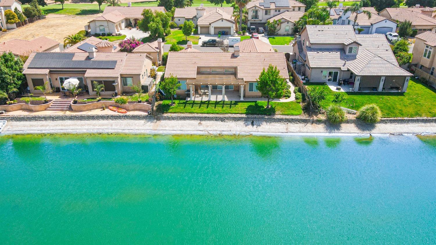 8455 Lake Shore Drive