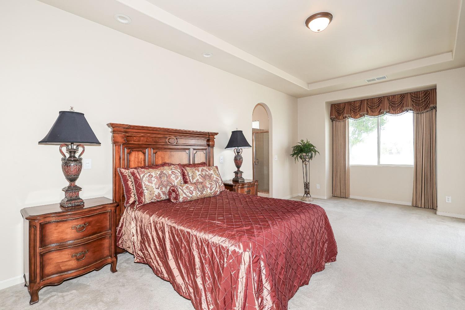 8455 Lake Shore Drive
