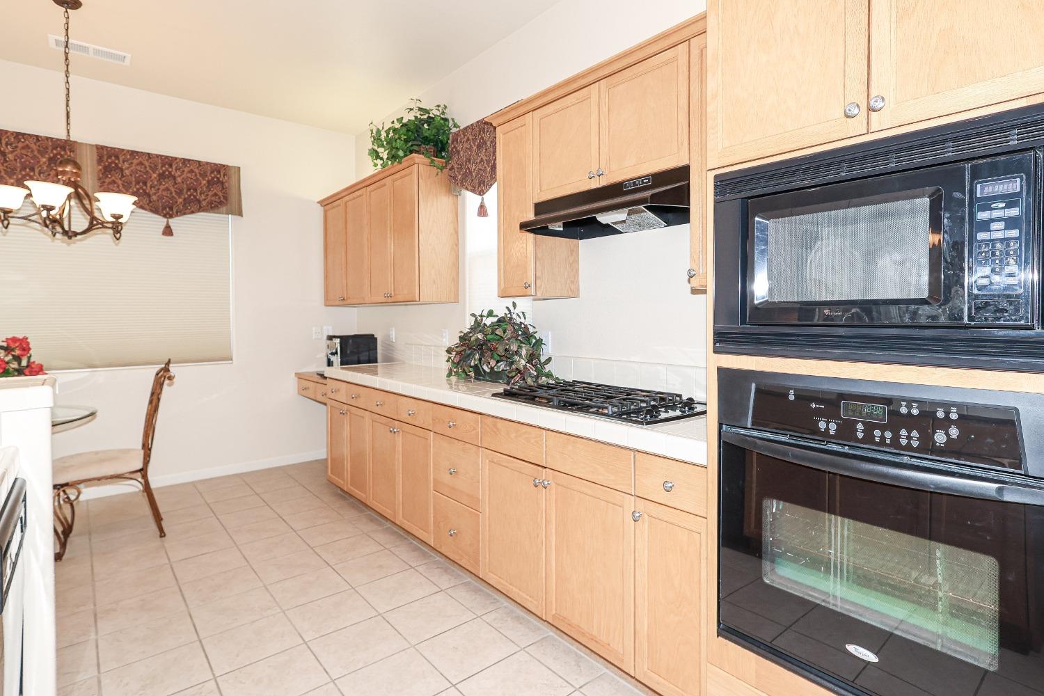 8455 Lake Shore Drive