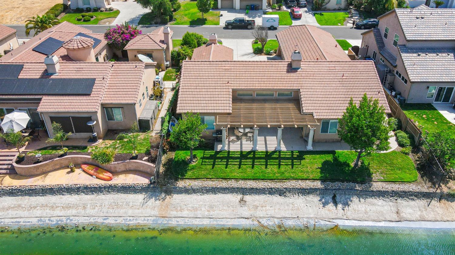 8455 Lake Shore Drive