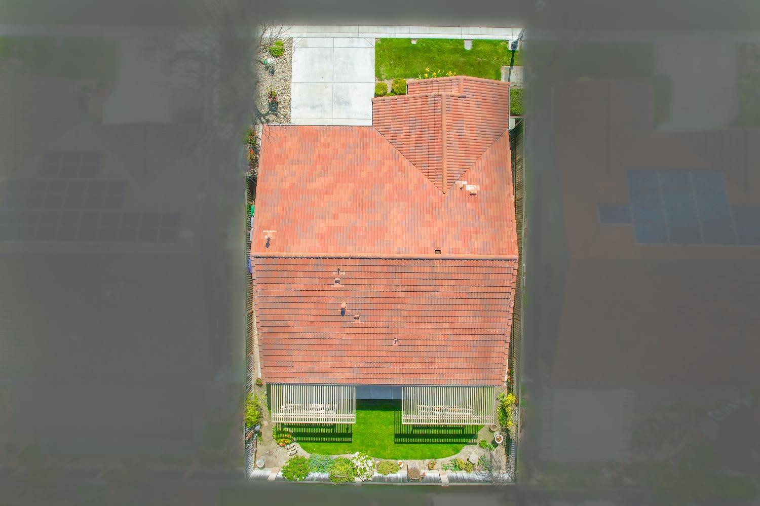 2966 La Vina Circle