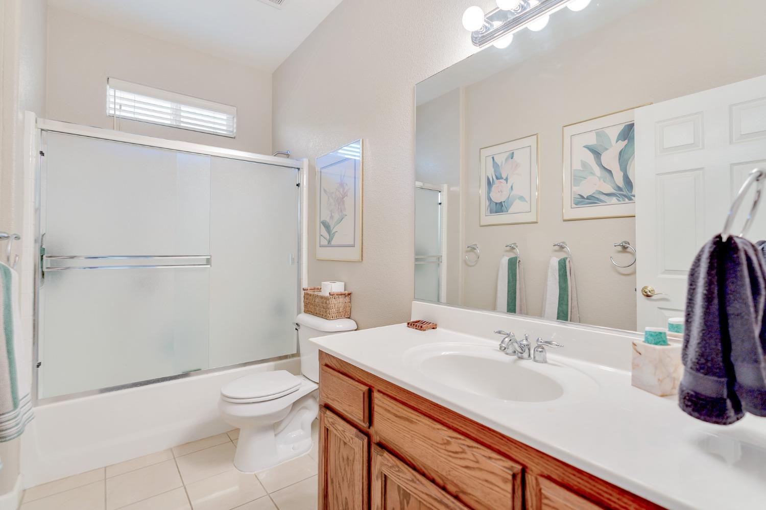 2966 La Vina Circle