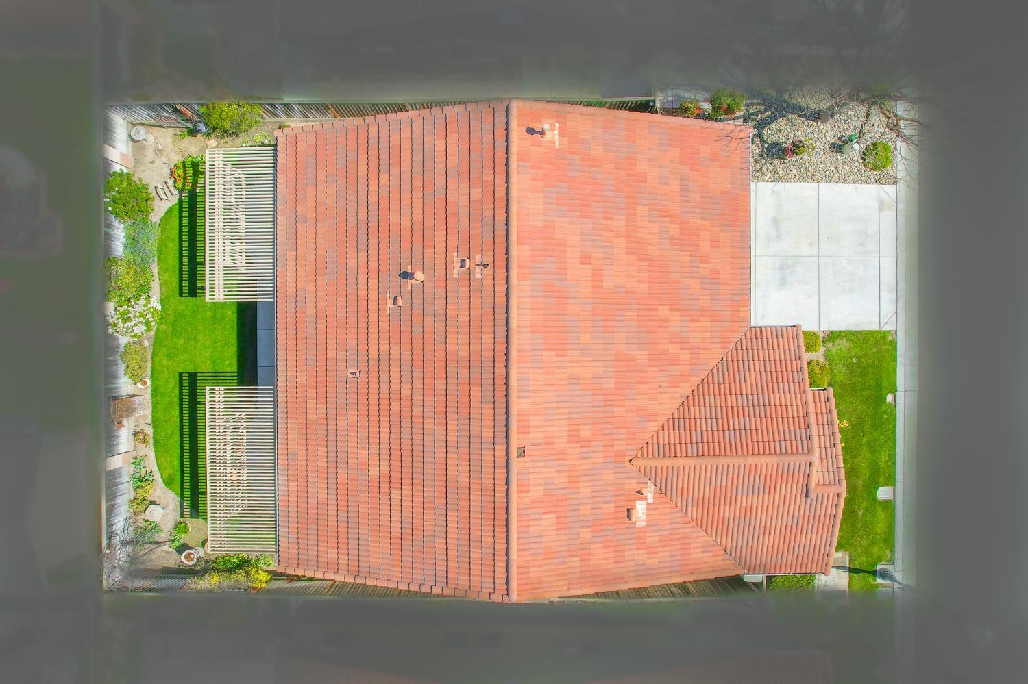 2966 La Vina Circle
