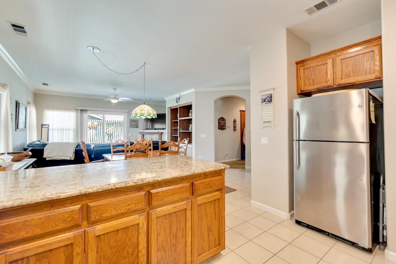 2966 La Vina Circle