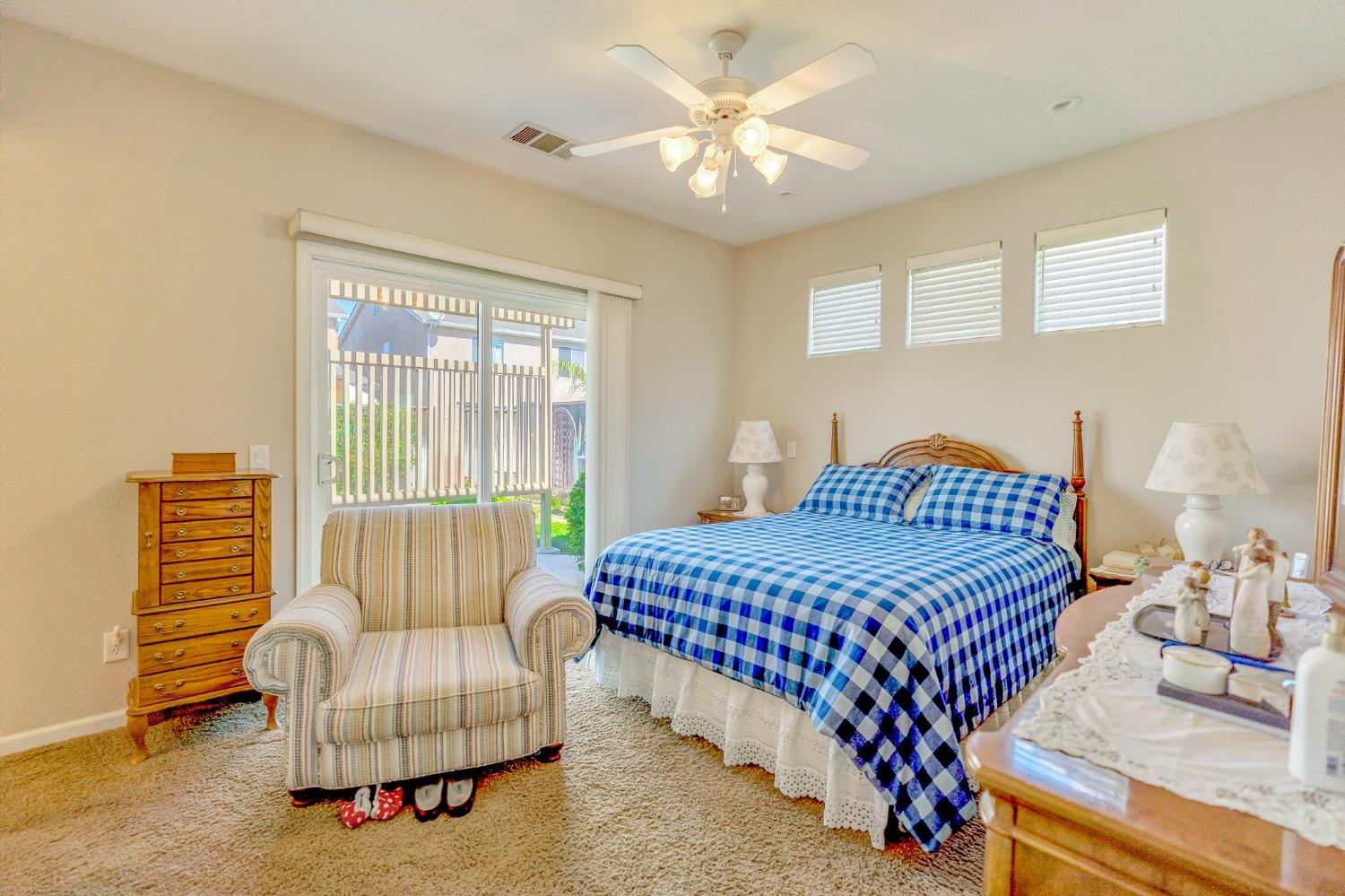 2966 La Vina Circle