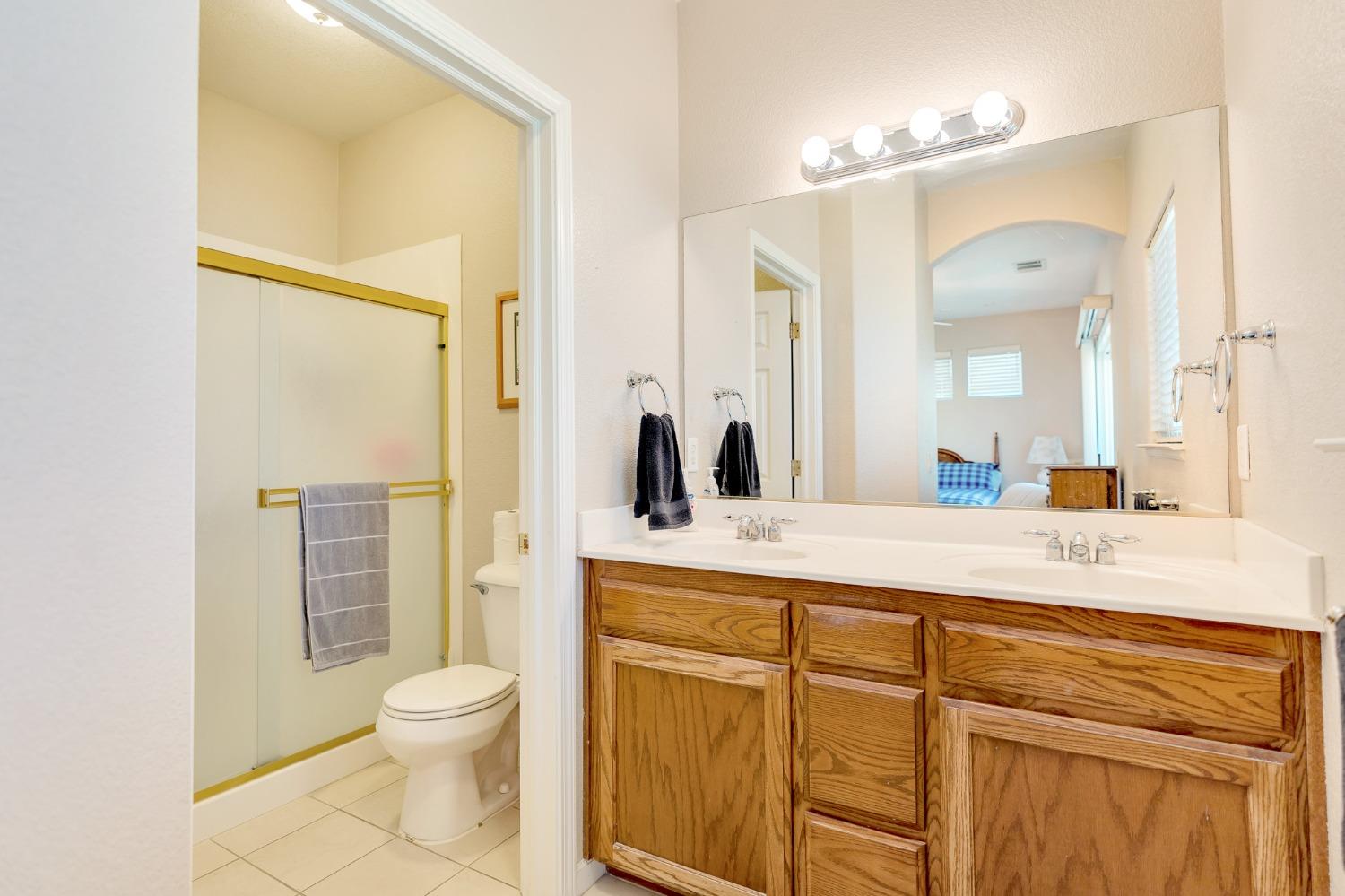 2966 La Vina Circle